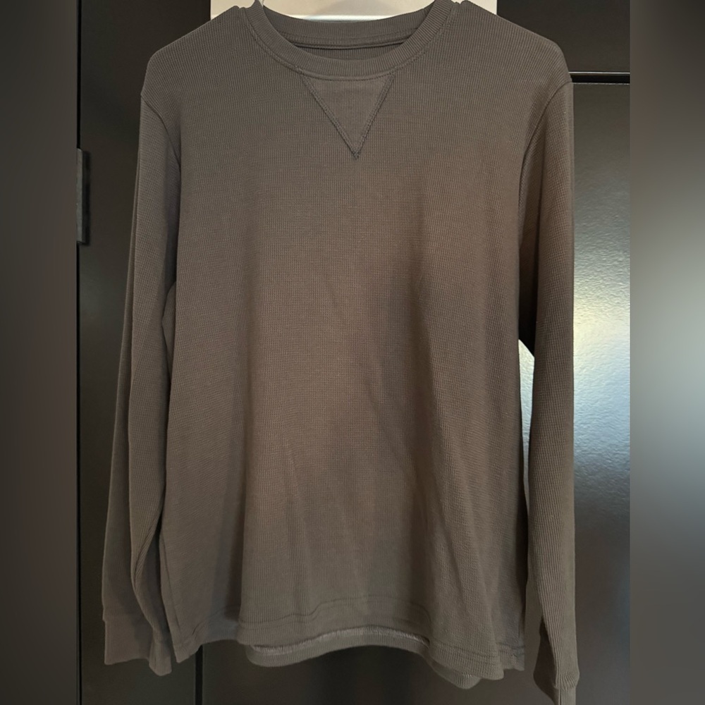 Peau De Loup women’s grey waffle Crewneck top.